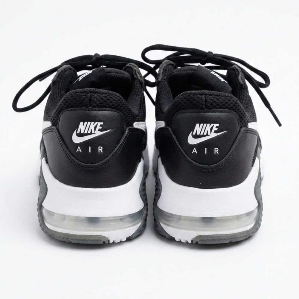 Nike Air Max Excee Black and White Athletic Shoes~Women Size 8.5